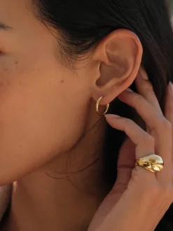 Jenni Kayne Small Eloise Hoops Gold Hot